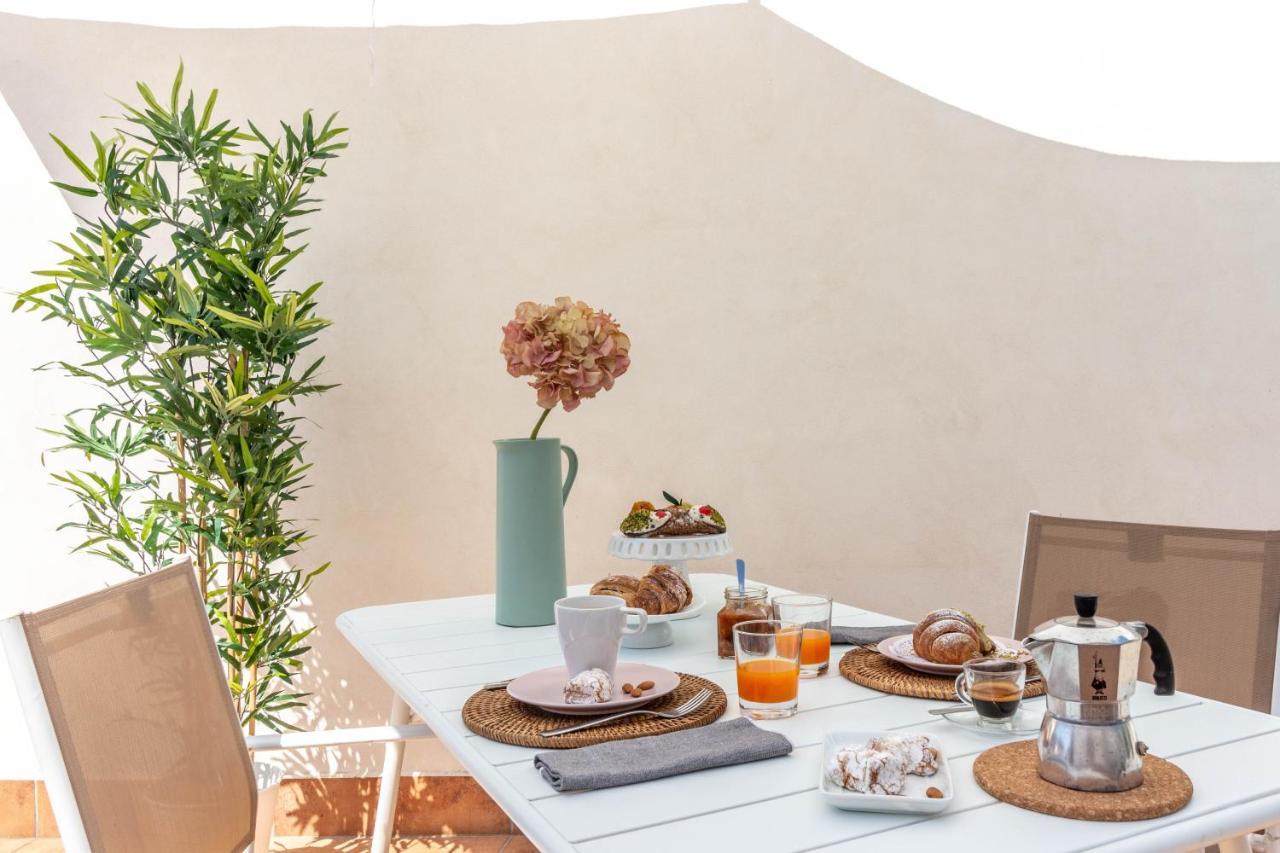 Dama Sicilian Luxury Home & Spa 기아레 외부 사진